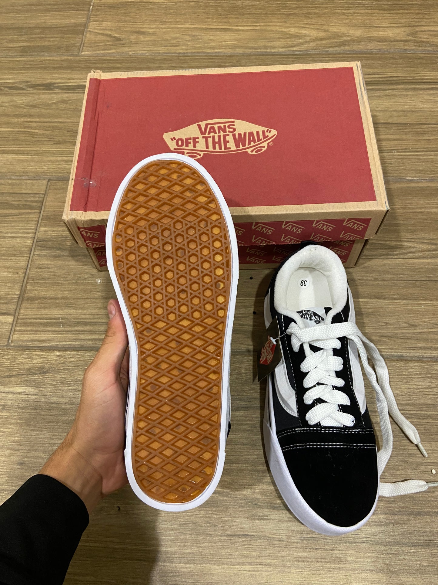 Vans Knu Skool